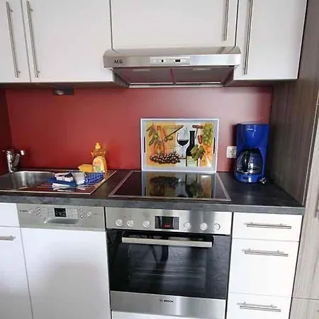 Ferienwohnung-5-2017-neu-renoviert-im-strandnahen-haus-seeluft-in-duhnen Apartment Cuxhaven