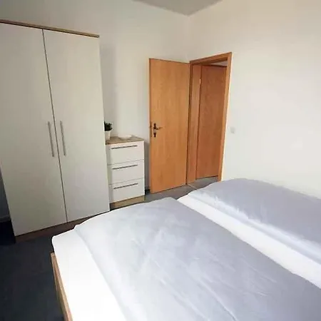 Ferienwohnung-5-2017-neu-renoviert-im-strandnahen-haus-seeluft-in-duhnen Apartment Cuxhaven