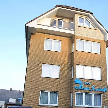 Ferienwohnung-5-2017-neu-renoviert-im-strandnahen-haus-seeluft-in-duhnen * Cuxhaven